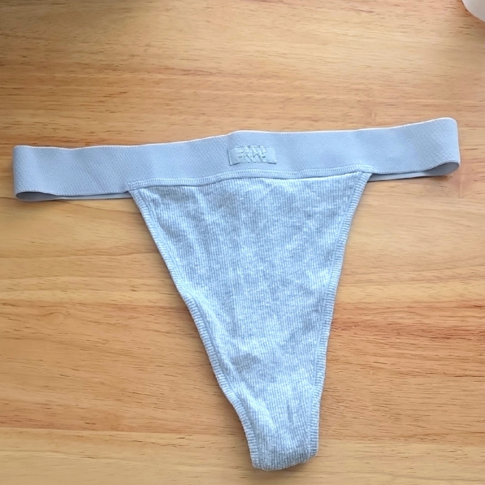 Skims Cotton Rib Thong Light Heather Grey Medium #80